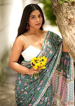 Rosi Das image 4 of 4