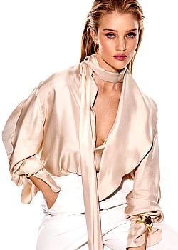 Rosie Huntington-Whiteley image 4 of 4
