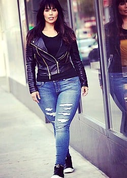 Rosie Mercado image 2 of 2
