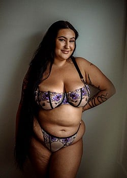 Rosina Lux image 3 of 4