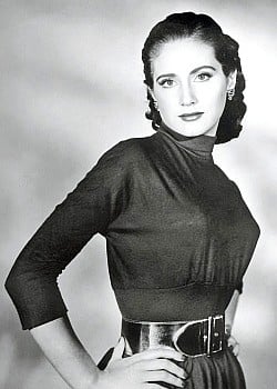 Rosita Arenas image 2 of 2
