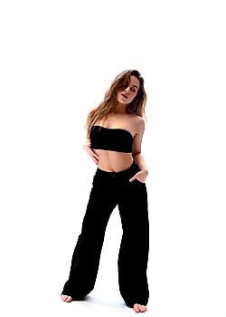 Rozzita Bedberry image 1 of 2
