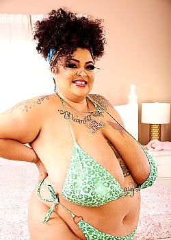 Ruby Monroe image 2 of 4