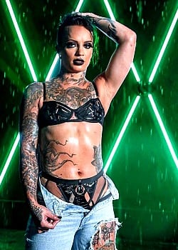 Ruby Riott image 2 of 2
