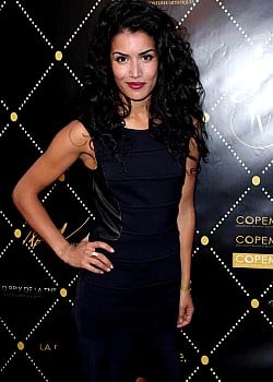 Sabrina Ouazani image 2 of 4