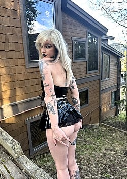 Sabrina Sins (Onlyfans) image 4 of 4