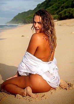 Sadie Gibbs image 4 of 4