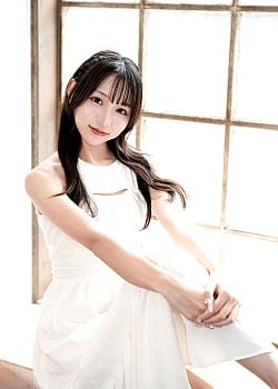 Sae Kitahara image 2 of 3