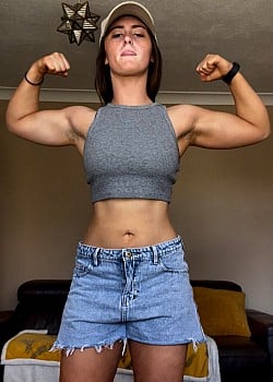 Safire Reed image 3 of 3