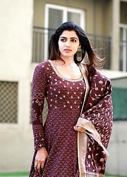Sai Dhanshika image 3 of 4