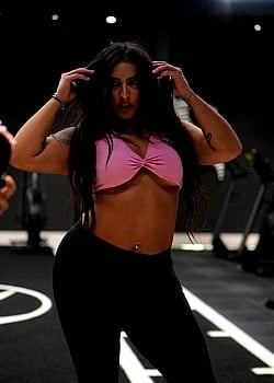 Saima Salma image 2 of 3