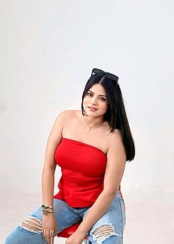 Sakshi Katoch image 3 of 4