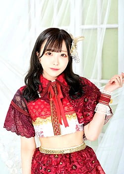 Sakura Sano image 4 of 4