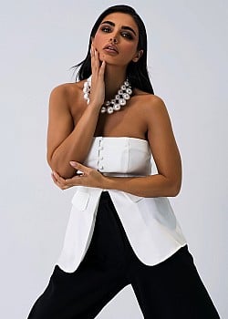 Sama Zakeri image 4 of 4
