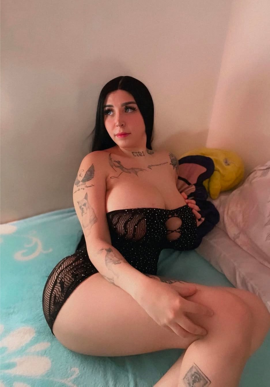 Samantha Fernandez - Free nude pics, galleries & more at Babepedia