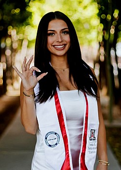 Samantha Phares image 3 of 4