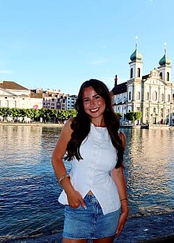 Samantha Pinto image 4 of 4
