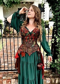 Samantha Pope image 2 of 3