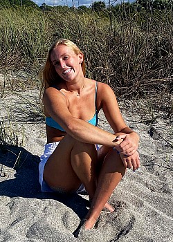 Samantha Schnitta image 1 of 1