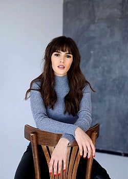 Samantha Siqueiros image 2 of 2
