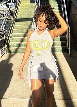 Samira Nicole image 1 of 3