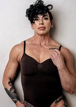Sandra Avelli image 2 of 3