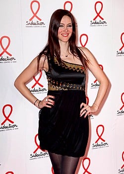 Sandra Lou image 3 of 4