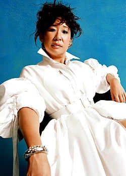 Sandra Oh image 3 of 4