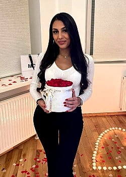 Sandra Petrovic image 4 of 4