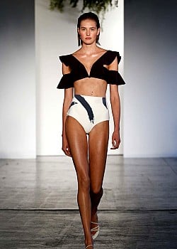 Sanne Vloet image 2 of 4