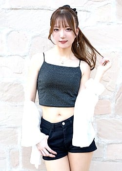 Saori Tomiya image 4 of 4