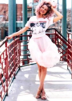 Sara Brooks (Actress) image 2 of 2