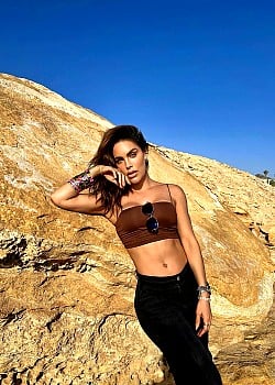 Sara Corrales image 4 of 4