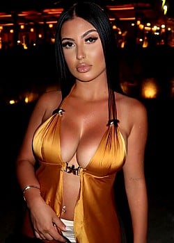 Sara Dobratiqi image 3 of 3