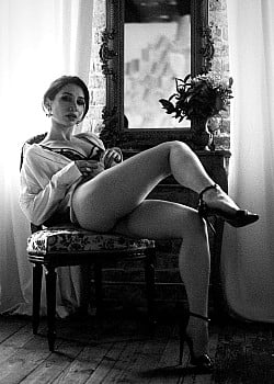 Sara Ferrara image 2 of 3