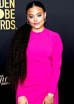 Sarah Jeffery image 3 of 4