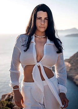 Sarah Katharina image 2 of 3