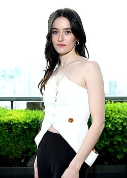 Sarah Pidgeon image 1 of 1