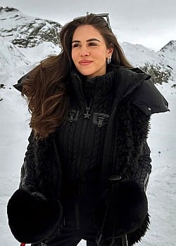 Sarah Puttemans image 2 of 2