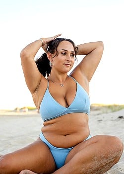 Sarah Simpson image 2 of 4