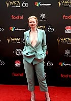 Sarah Snook profile photo