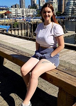 Sarah Z image 3 of 4