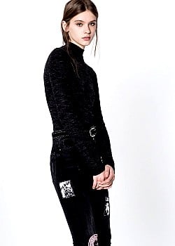 Sasha Belyaeva image 2 of 4