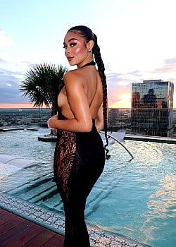 Sasha Warweg image 2 of 2