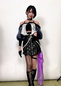 Satomi Amano image 3 of 4