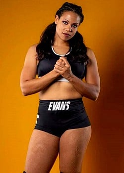 Savannah Evans image 2 of 2