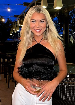 Savannah Wicks image 2 of 4