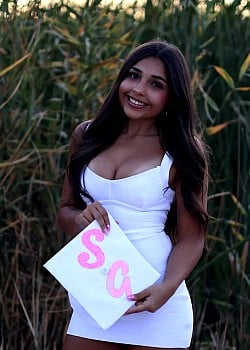 Savyna Garcia image 2 of 2