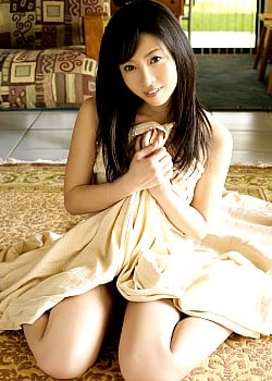 Sayaka Kato image 2 of 4