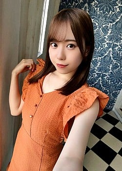 Sayuri Date image 2 of 4